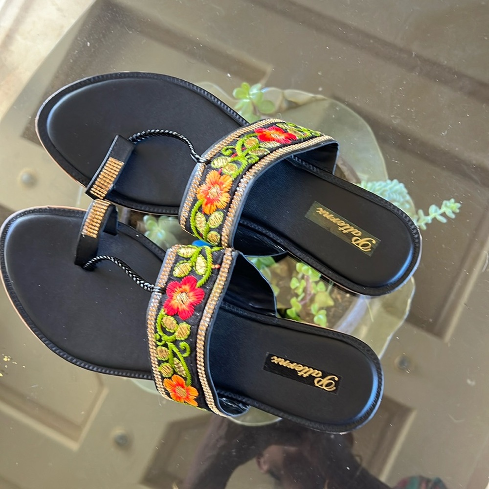 Flip flop type flats . New